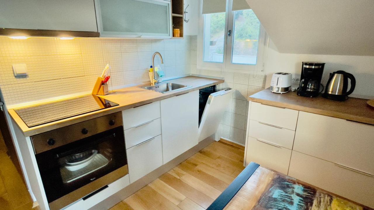 Marijin Dvor Apartment Splitska